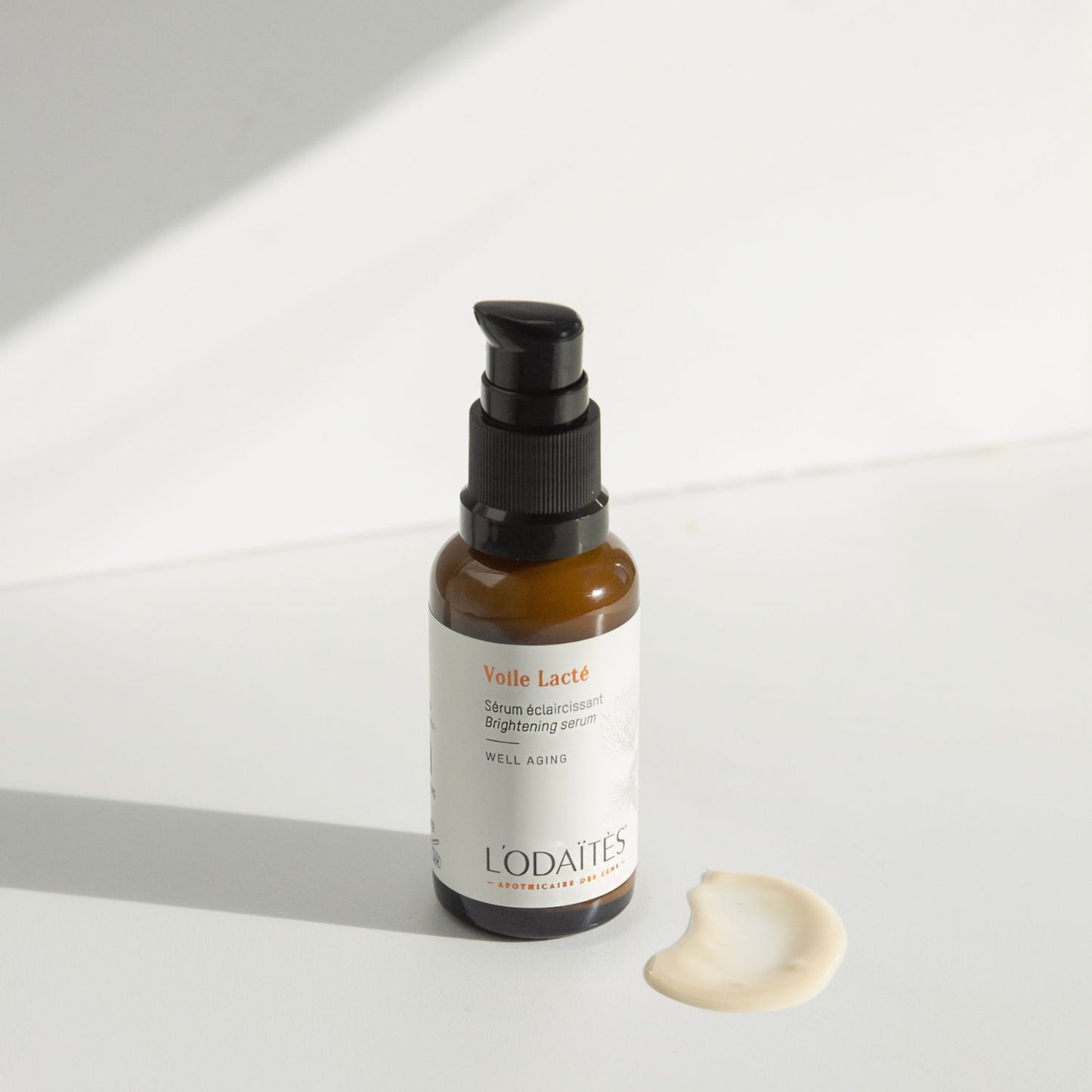 Voile Lacté Brightening Serum